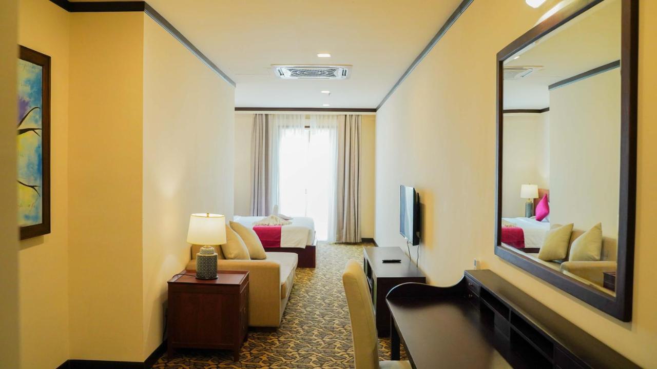 Kaizen Hotel & Suites Melaka Luaran gambar